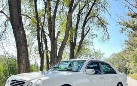Mercedes-Benz E-Класс, 1998 год, 1 250 000 рублей, 1 фотография