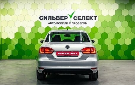 Volkswagen Jetta VI, 2013 год, 988 000 рублей, 4 фотография