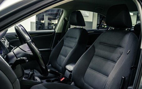 Volkswagen Jetta VI, 2013 год, 988 000 рублей, 12 фотография