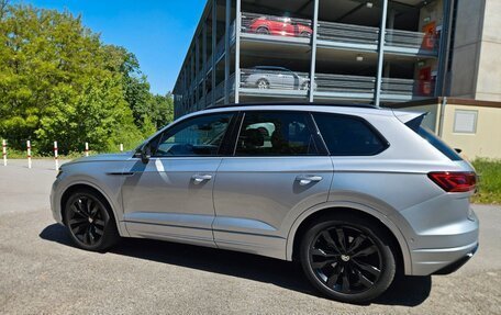 Volkswagen Touareg III, 2022 год, 5 515 000 рублей, 5 фотография