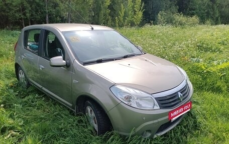 Renault Sandero I, 2011 год, 650 000 рублей, 3 фотография