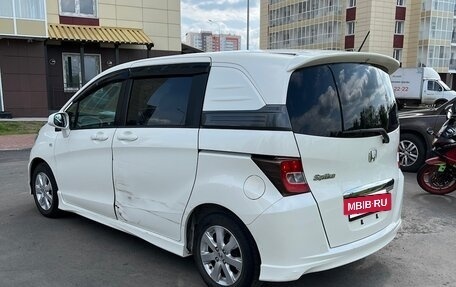 Honda Freed I, 2010 год, 1 280 000 рублей, 3 фотография