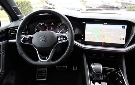 Volkswagen Touareg III, 2022 год, 5 650 000 рублей, 4 фотография