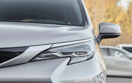 Toyota Sienna, 2025 год, 5 790 000 рублей, 8 фотография