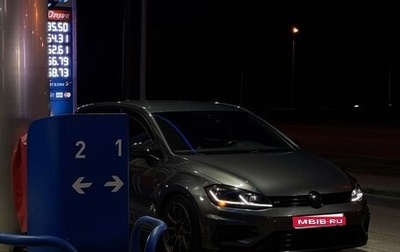 Volkswagen Golf R VII, 2017 год, 3 200 000 рублей, 1 фотография