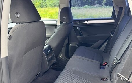 Volkswagen Touareg III, 2011 год, 1 280 000 рублей, 6 фотография