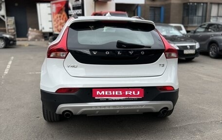 Volvo V40 Cross Country I, 2019 год, 2 150 000 рублей, 2 фотография