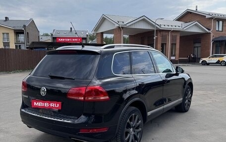 Volkswagen Touareg III, 2011 год, 1 280 000 рублей, 3 фотография