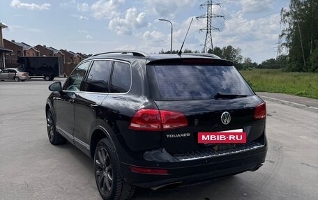 Volkswagen Touareg III, 2011 год, 1 280 000 рублей, 4 фотография