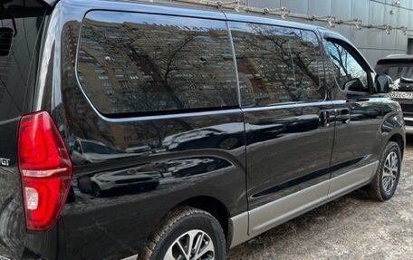 Hyundai Grand Starex Grand Starex I рестайлинг 2, 2020 год, 4 000 000 рублей, 8 фотография