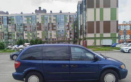 Dodge Caravan IV, 2002 год, 290 000 рублей, 2 фотография