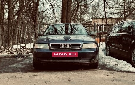 Audi A4, 1998 год, 385 000 рублей, 10 фотография