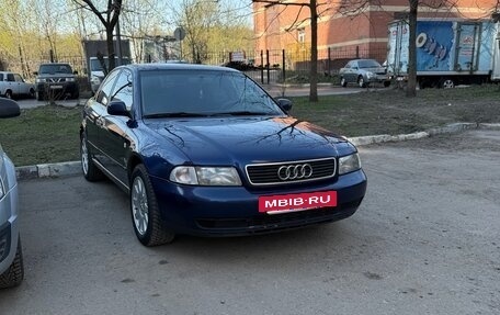 Audi A4, 1998 год, 385 000 рублей, 3 фотография