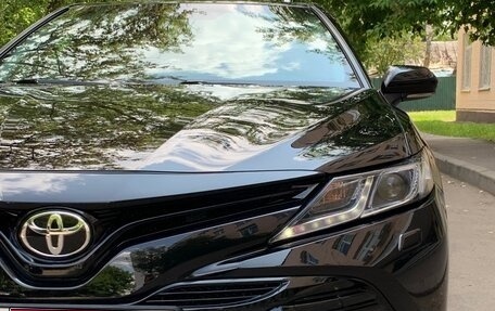 Toyota Camry, 2020 год, 2 650 000 рублей, 7 фотография