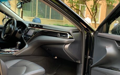 Toyota Camry, 2020 год, 2 650 000 рублей, 28 фотография