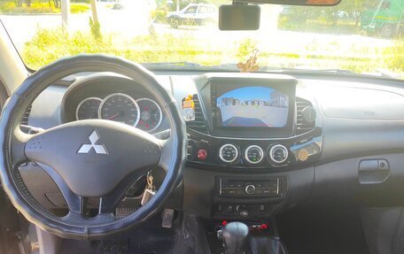Mitsubishi L200 IV рестайлинг, 2012 год, 1 400 000 рублей, 11 фотография