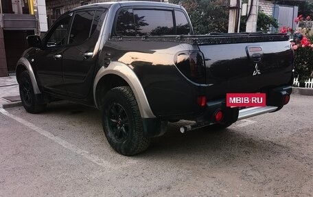 Mitsubishi L200 IV рестайлинг, 2012 год, 1 400 000 рублей, 2 фотография