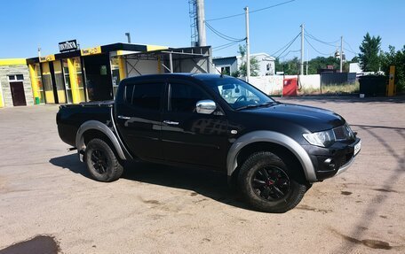 Mitsubishi L200 IV рестайлинг, 2012 год, 1 400 000 рублей, 23 фотография