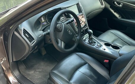 Infiniti Q50 I рестайлинг, 2015 год, 2 000 000 рублей, 12 фотография