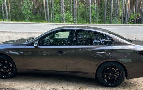 Infiniti Q50 I рестайлинг, 2015 год, 2 000 000 рублей, 15 фотография