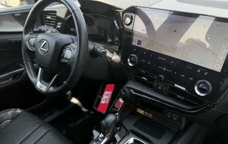 Lexus NX, 2022 год, 8 500 000 рублей, 16 фотография
