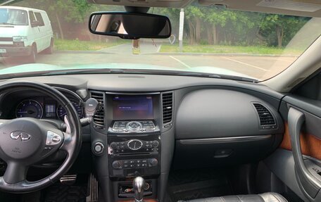 Infiniti QX70, 2014 год, 2 950 000 рублей, 6 фотография
