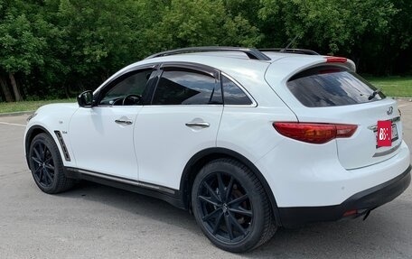 Infiniti QX70, 2014 год, 2 950 000 рублей, 4 фотография