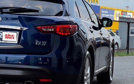 Infiniti FX II, 2012 год, 2 300 000 рублей, 6 фотография