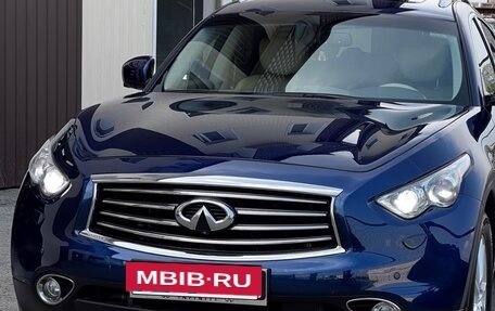 Infiniti FX II, 2012 год, 2 300 000 рублей, 2 фотография