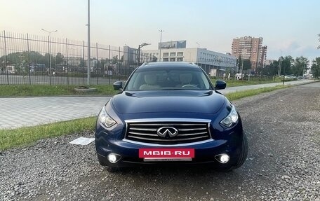 Infiniti FX II, 2012 год, 2 300 000 рублей, 12 фотография