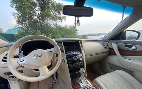 Infiniti FX II, 2012 год, 2 300 000 рублей, 24 фотография