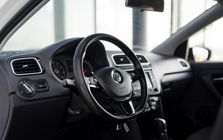 Volkswagen Polo VI (EU Market), 2017 год, 995 000 рублей, 9 фотография