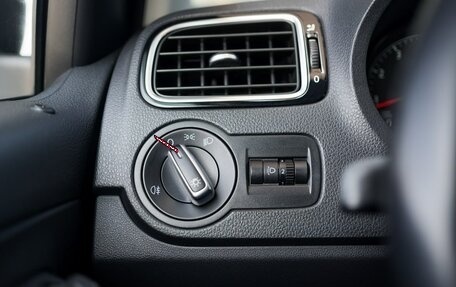 Volkswagen Polo VI (EU Market), 2017 год, 995 000 рублей, 15 фотография