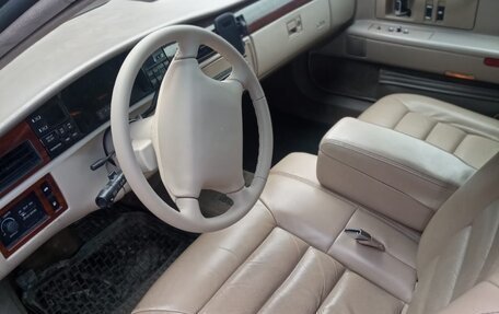 Cadillac DeVille VIII, 1994 год, 450 000 рублей, 8 фотография