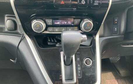 Nissan Serena IV, 2016 год, 1 690 000 рублей, 14 фотография