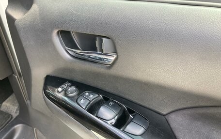 Nissan Serena IV, 2016 год, 1 690 000 рублей, 30 фотография