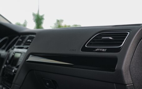 Volkswagen Golf VII, 2013 год, 32 фотография