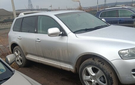 Volkswagen Touareg III, 2006 год, 900 000 рублей, 3 фотография