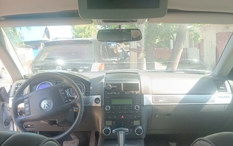 Volkswagen Touareg III, 2006 год, 900 000 рублей, 7 фотография