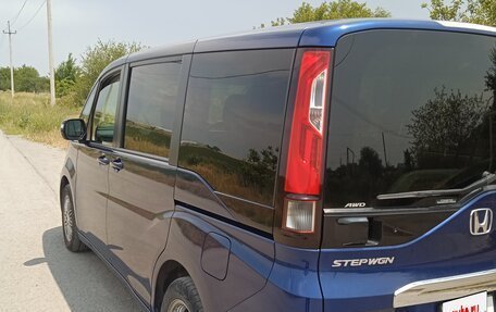 Honda Stepwgn IV, 2016 год, 2 170 000 рублей, 16 фотография