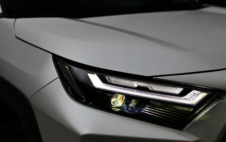 Toyota RAV4, 2024 год, 4 250 000 рублей, 11 фотография