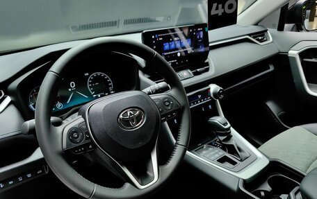 Toyota RAV4, 2024 год, 4 250 000 рублей, 17 фотография
