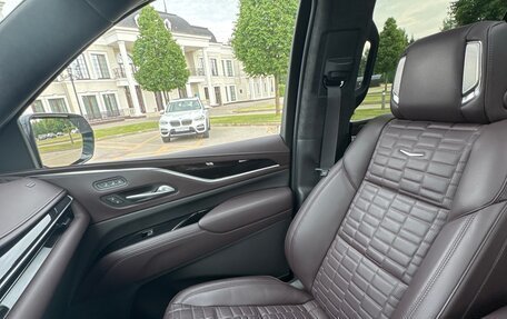 Cadillac Escalade V, 2022 год, 15 900 000 рублей, 18 фотография