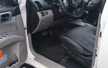 Mitsubishi Pajero Sport II рестайлинг, 2012 год, 1 350 000 рублей, 6 фотография