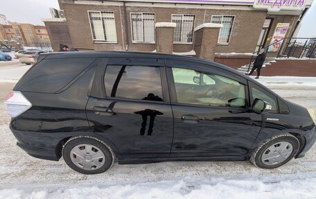 Honda Fit Shuttle I рестайлинг, 2013 год, 800 000 рублей, 4 фотография