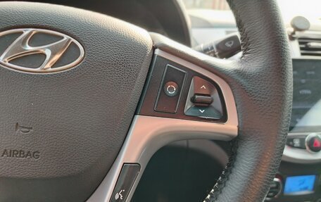 Hyundai Solaris II рестайлинг, 2011 год, 634 000 рублей, 10 фотография