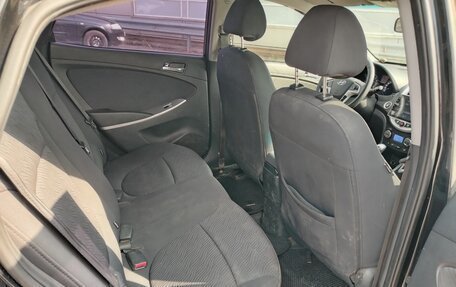 Hyundai Solaris II рестайлинг, 2011 год, 634 000 рублей, 18 фотография