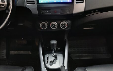 Mitsubishi Outlander III рестайлинг 3, 2008 год, 735 000 рублей, 17 фотография