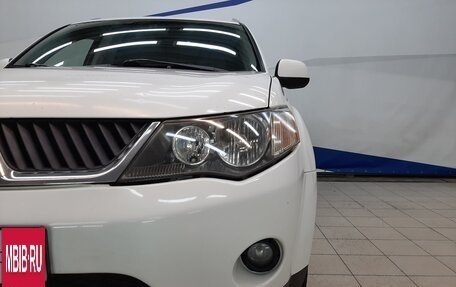 Mitsubishi Outlander III рестайлинг 3, 2008 год, 735 000 рублей, 22 фотография