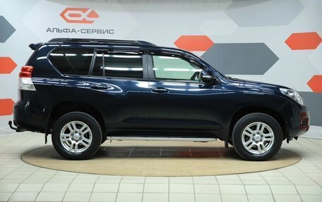 Toyota Land Cruiser Prado 150 рестайлинг 2, 2011 год, 2 950 000 рублей, 4 фотография